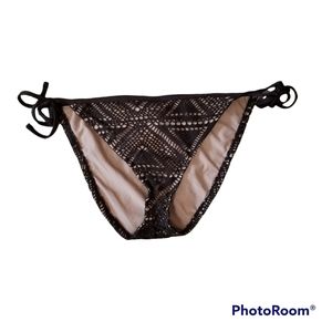 Massino Brown Crocheted Bikini Bottom. Women's Small